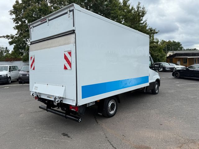 Iveco Daily Fahrgestell Einzelkabine 35 S ... Radstand - Fourgon grand volume: photos 3 Iveco Daily Fahrgestell Einzelkabine 35 S ... Radstand - Fourgon grand volume: photos 3