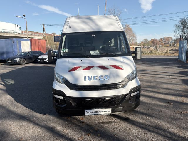 Iveco Daily Kasten 35 S . - Fourgon utilitaire, Utilitaire double cabine: photos 2 Iveco Daily Kasten 35 S . - Fourgon utilitaire, Utilitaire double cabine: photos 2