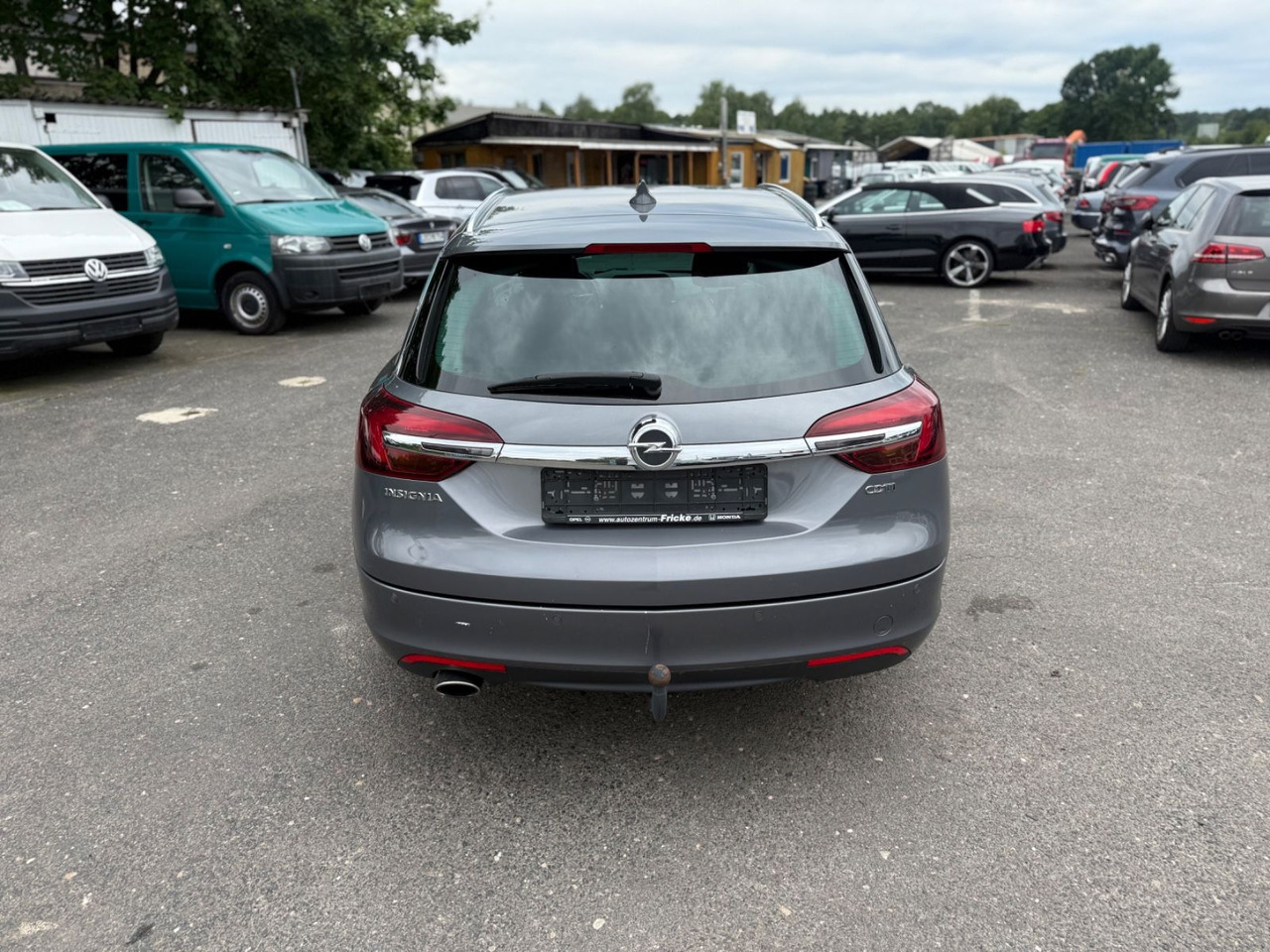 Opel Insignia A Sports Tourer Innovation - Voiture: photos 5 Opel Insignia A Sports Tourer Innovation - Voiture: photos 5