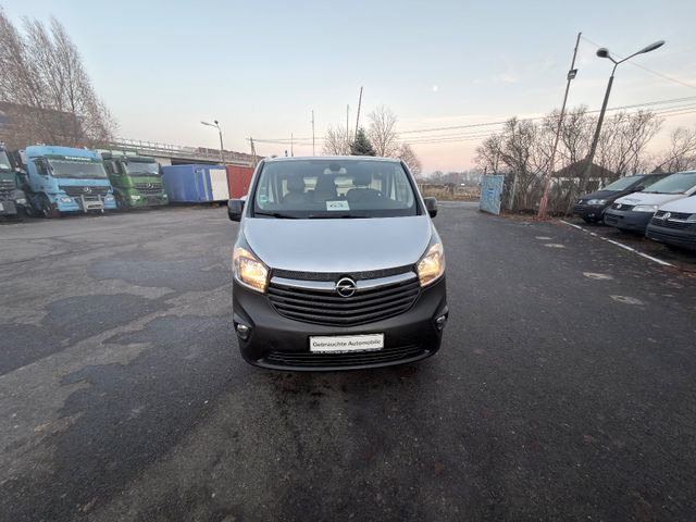 Opel Vivaro - Fourgonnette: photos 1 Opel Vivaro - Fourgonnette: photos 1