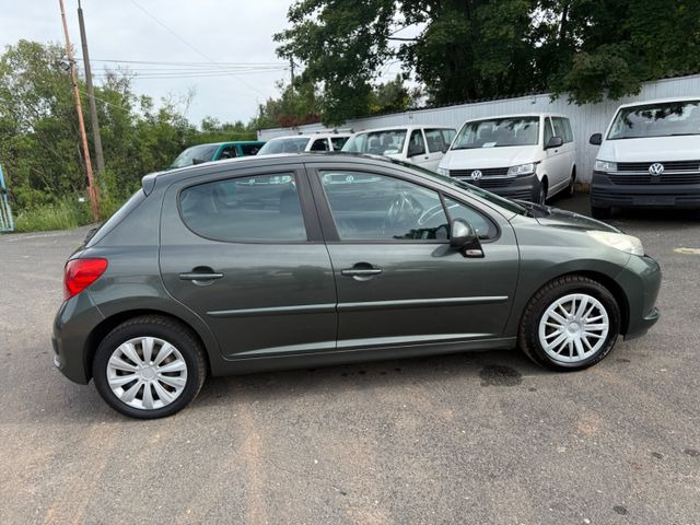 Peugeot 207 Sport Automatik - Berline: photos 3 Peugeot 207 Sport Automatik - Berline: photos 3