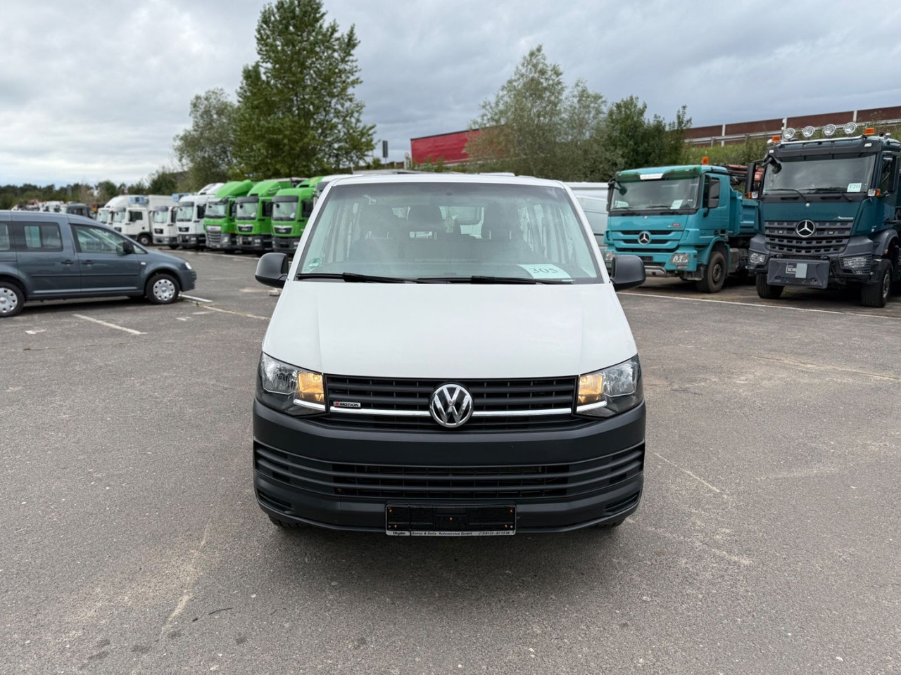 Volkswagen T6 Transporter 9 Sitzer 4Motion - Transport de personnes: photos 1 Volkswagen T6 Transporter 9 Sitzer 4Motion - Transport de personnes: photos 1