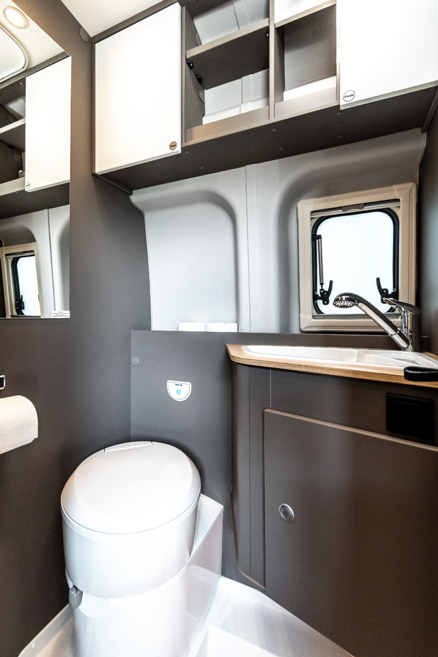 Fourgon aménagé neuf LMC Innovan 590: photos 16