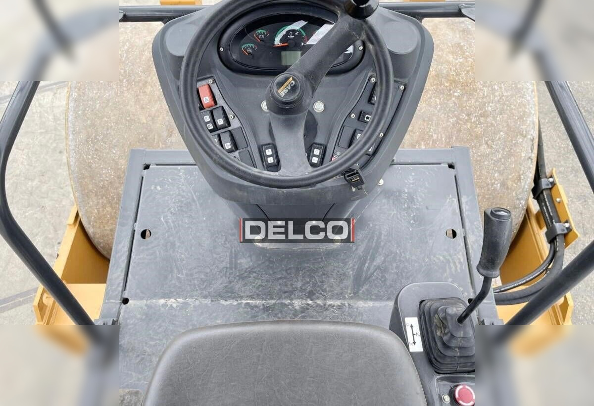 Compacteur neuf CASE 1107EX: photos 18