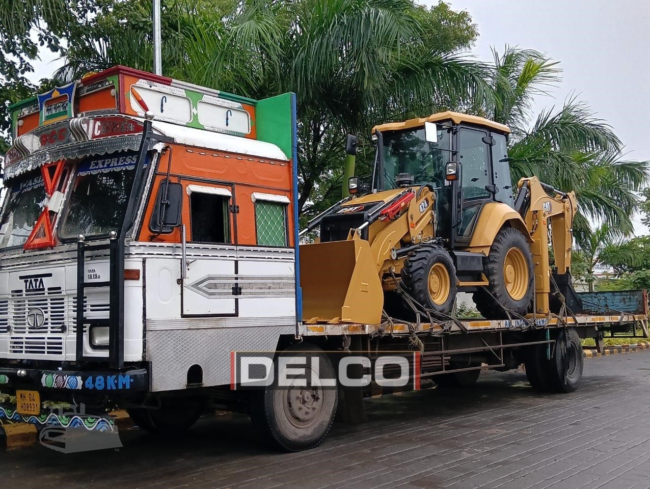 Tractopelle neuf CATERPILLAR 424: photos 8