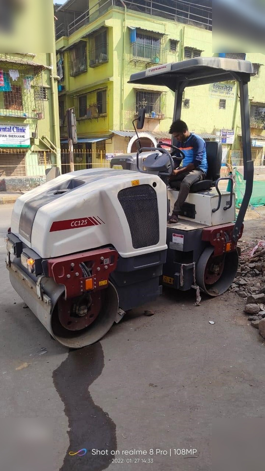 DYNAPAC CC125 - Compacteur: photos 1 DYNAPAC CC125 - Compacteur: photos 1