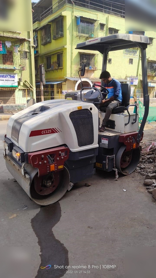 DYNAPAC CC125 - Compacteur: photos 1 DYNAPAC CC125 - Compacteur: photos 1