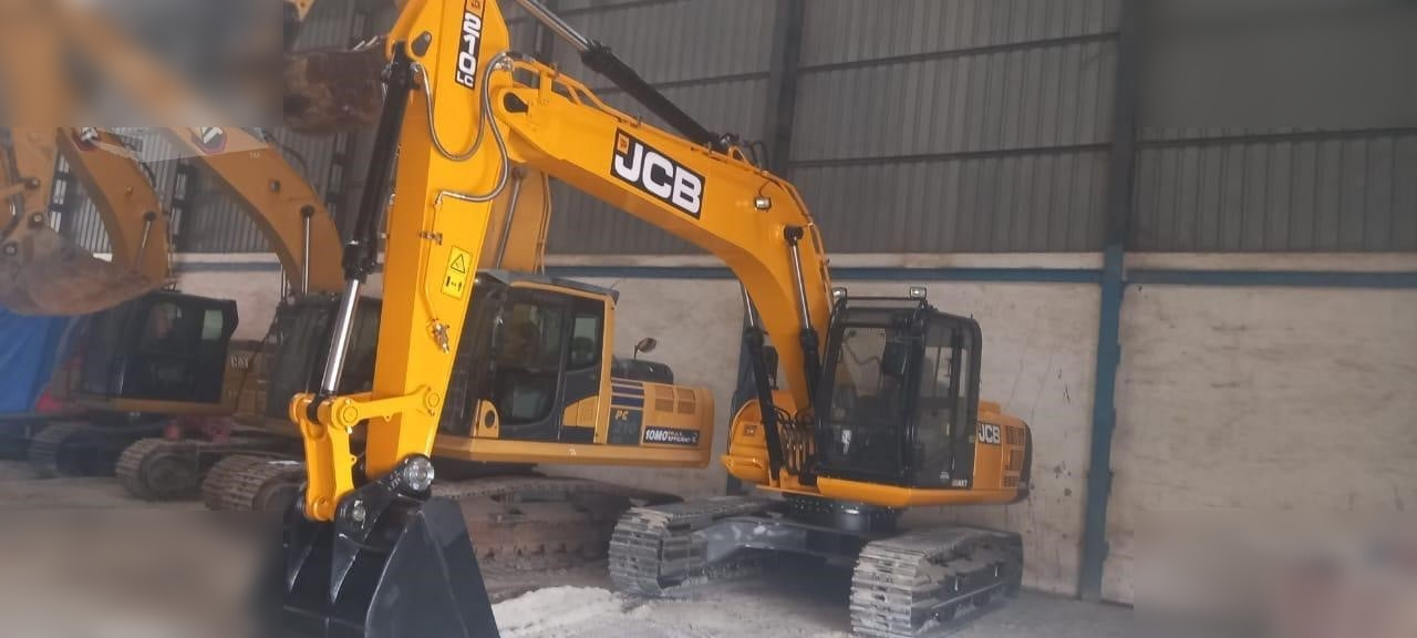 JCB JS210 LC - Pelle sur chenille: photos 1 JCB JS210 LC - Pelle sur chenille: photos 1