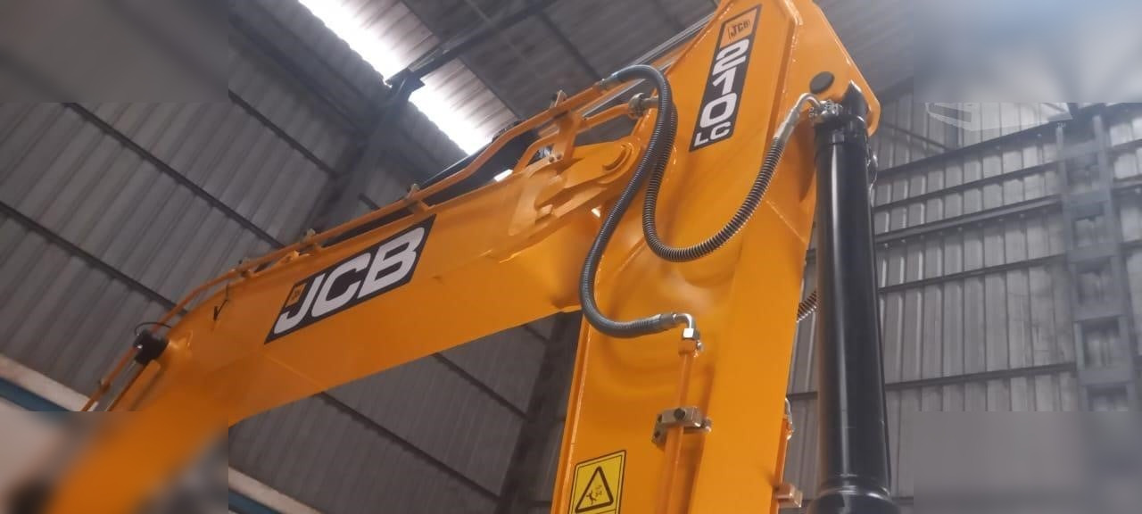 JCB JS210 LC - Pelle sur chenille: photos 4 JCB JS210 LC - Pelle sur chenille: photos 4