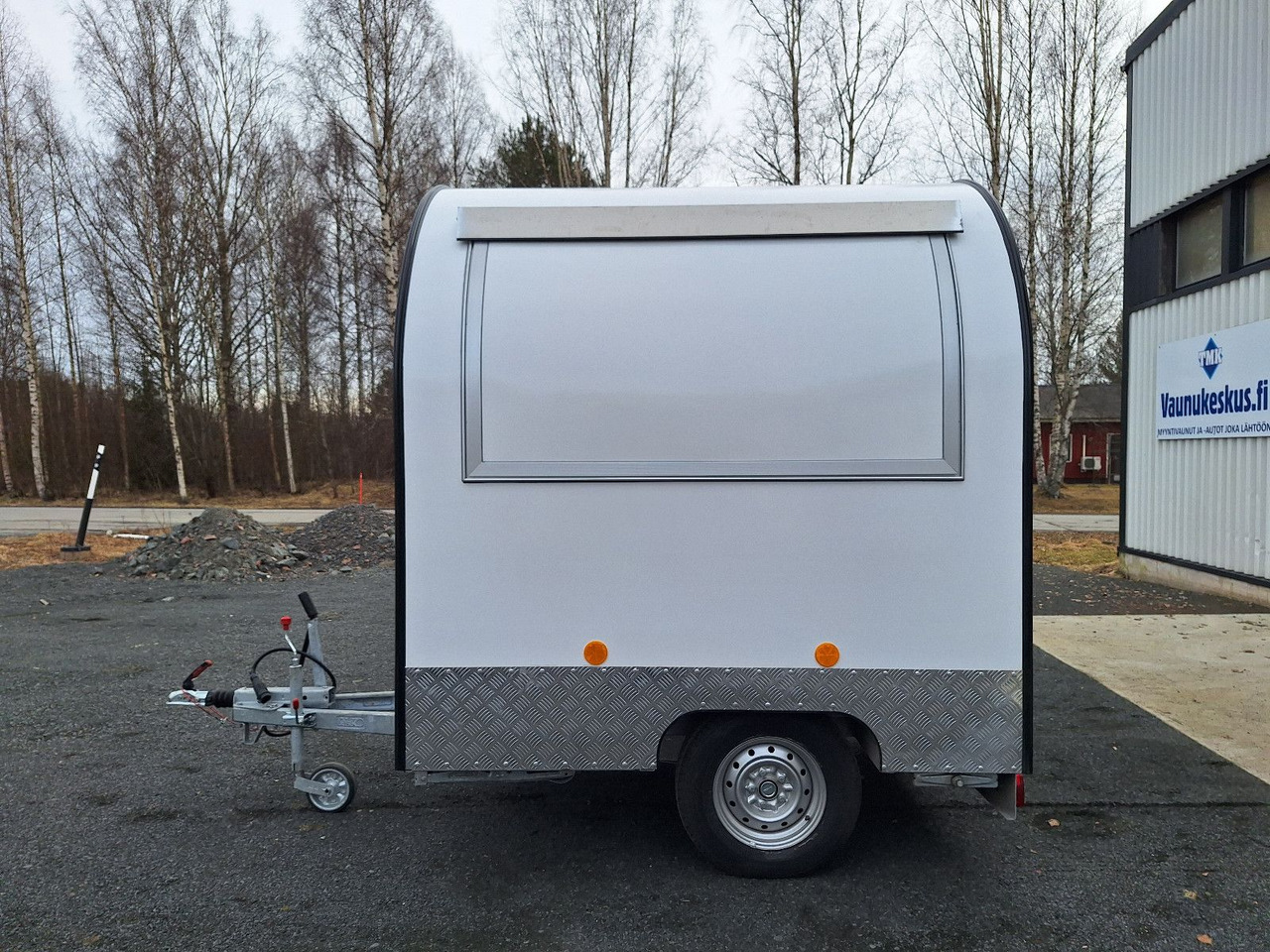 Esselmann Delistar Easy Go 220 - Remorque magasin: photos 4 Esselmann Delistar Easy Go 220 - Remorque magasin: photos 4
