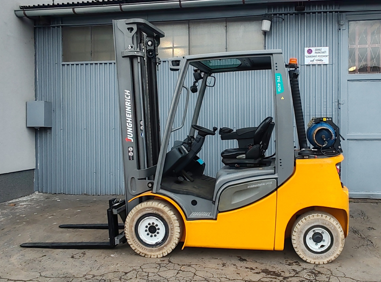 Jungheinrich TFG 425s 2018bj/ 4300std/ 4m/ - Chariot élévateur à gaz: photos 1 Jungheinrich TFG 425s 2018bj/ 4300std/ 4m/ - Chariot élévateur à gaz: photos 1