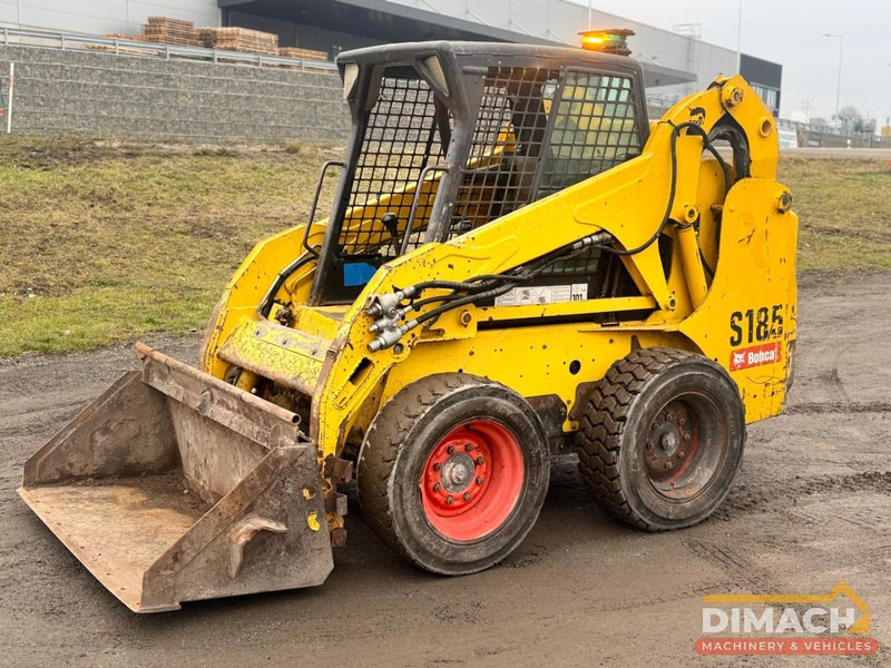 Bobcat S185 Schranklader - 4 cil. Kubota motor - high flow - laadbak - CE keurmerk - Chargeuse: photos 3 Bobcat S185 Schranklader - 4 cil. Kubota motor - high flow - laadbak - CE keurmerk - Chargeuse: photos 3