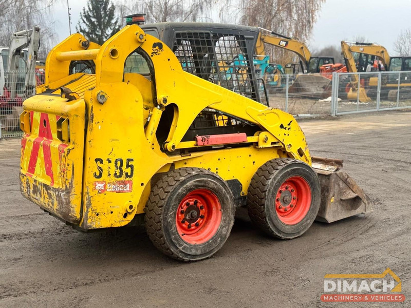 Bobcat S185 Schranklader - 4 cil. Kubota motor - high flow - laadbak - CE keurmerk - Chargeuse: photos 2 Bobcat S185 Schranklader - 4 cil. Kubota motor - high flow - laadbak - CE keurmerk - Chargeuse: photos 2