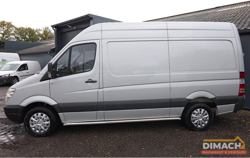 Mercedes-Benz 906 Ka 35 Sprinter 313cdi  Sprinter zilvergrijs L2H2 airco trekhaak - Fourgon utilitaire: photos 5 Mercedes-Benz 906 Ka 35 Sprinter 313cdi  Sprinter zilvergrijs L2H2 airco trekhaak - Fourgon utilitaire: photos 5