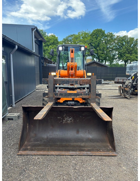 Schaeff SKL 834 Terex, bucket forks - Chargeuse sur pneus: photos 3 Schaeff SKL 834 Terex, bucket forks - Chargeuse sur pneus: photos 3