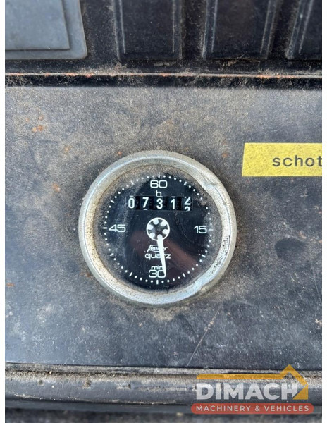 Sisu Terminal Volvo 6 cilinder Penta engine, TOP! Low hours! ( Terberg - Kalmar ) - Tracteur routier: photos 4 Sisu Terminal Volvo 6 cilinder Penta engine, TOP! Low hours! ( Terberg - Kalmar ) - Tracteur routier: photos 4