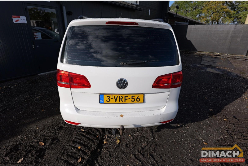 Volkswagen Touran VAN 1.6 TDI 77 KW AUT Volkswagen Touran grijs kenteken DSG automaat diesel - Fourgonnette: photos 3 Volkswagen Touran VAN 1.6 TDI 77 KW AUT Volkswagen Touran grijs kenteken DSG automaat diesel - Fourgonnette: photos 3