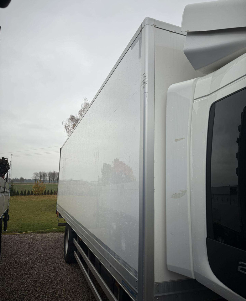 Volvo Kėbulas - Camion fourgon: photos 5 Volvo Kėbulas - Camion fourgon: photos 5