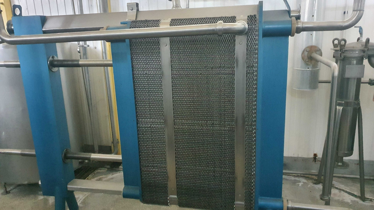 Wymiennik ciepła Spomasz Bełężyce 3500 l/h 10.000 zł + 23% VAT - Réchauffeur de construction: photos 1 Wymiennik ciepła Spomasz Bełężyce 3500 l/h 10.000 zł + 23% VAT - Réchauffeur de construction: photos 1