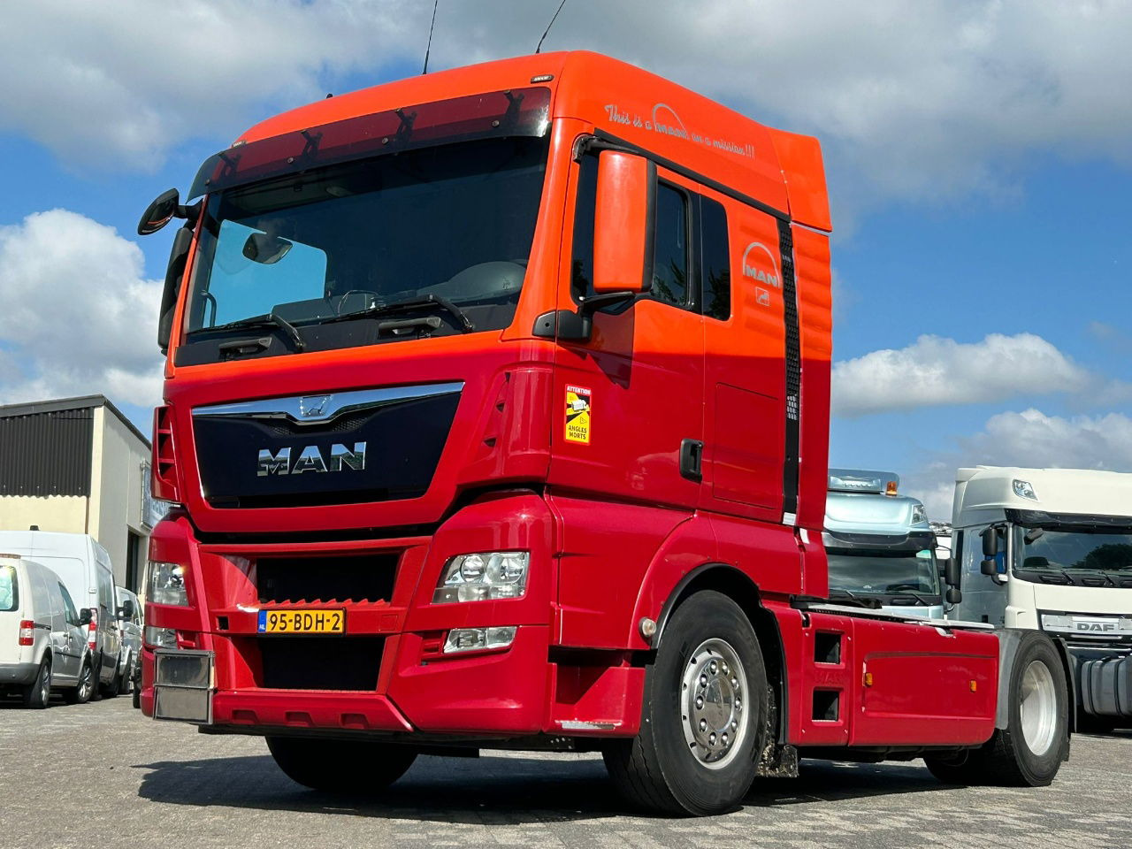 MAN TGX NL Truck / ADR / apk - Tracteur routier: photos 1 MAN TGX NL Truck / ADR / apk - Tracteur routier: photos 1