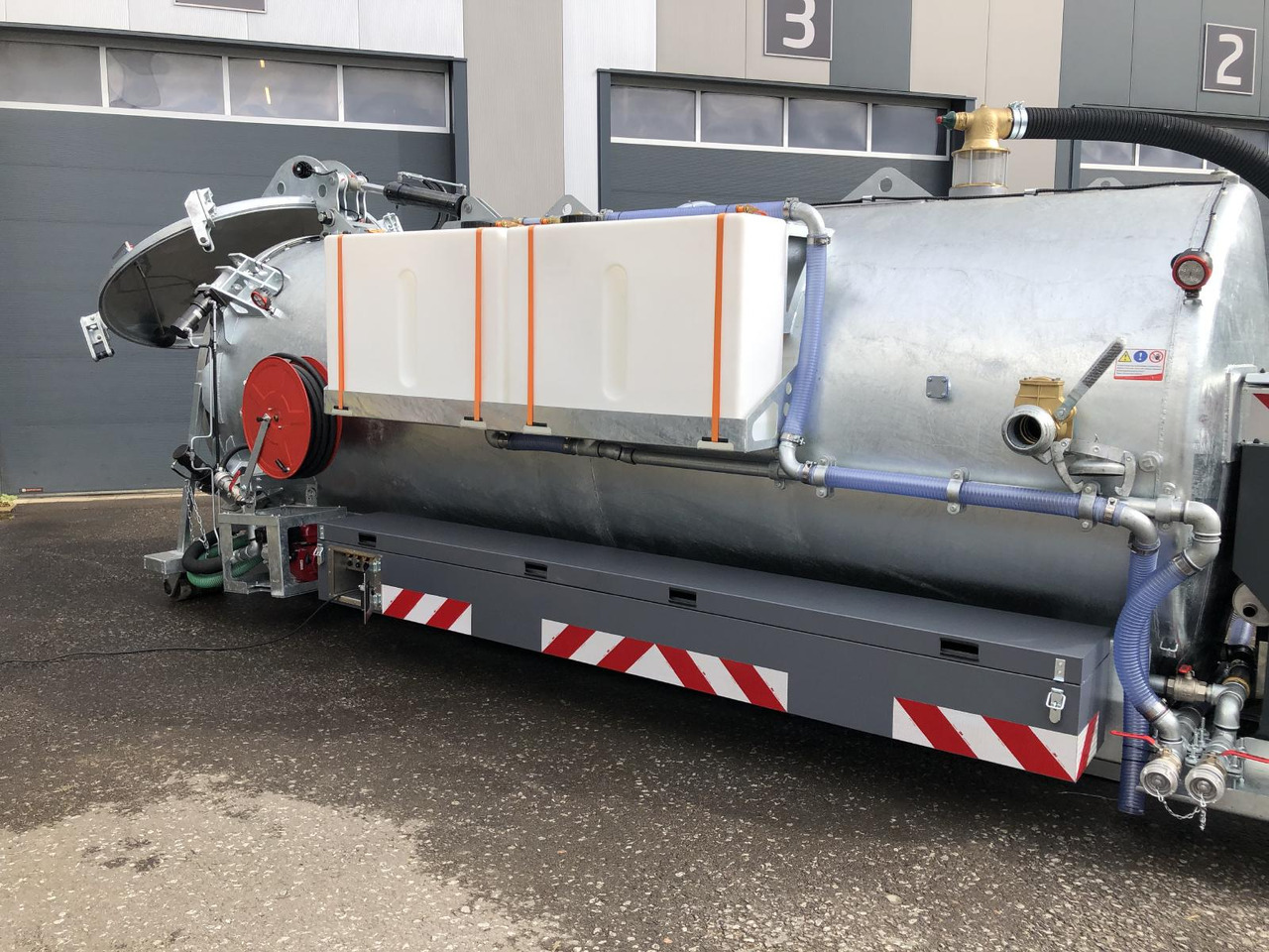 Abrollcontainer 10m³ Feuerwehr Wassertank - Benne ampliroll: photos 4 Abrollcontainer 10m³ Feuerwehr Wassertank - Benne ampliroll: photos 4