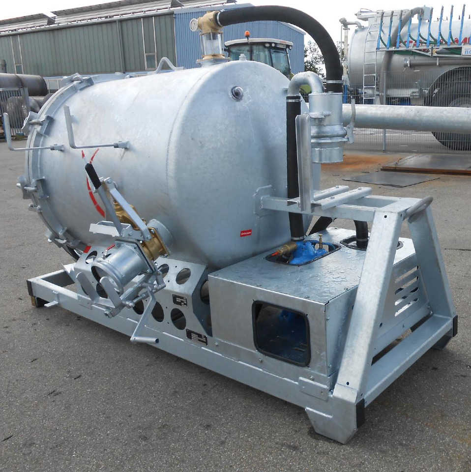 S-Vac 2200 Multi S-Vac 2200l Multi vacuum system / vacuum container - Camion hydrocureur: photos 4 S-Vac 2200 Multi S-Vac 2200l Multi vacuum system / vacuum container - Camion hydrocureur: photos 4