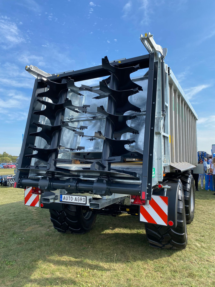Auto-Agro Miststreuer / Manure spreader / Epandeur à fumier / Rimorchio spandiconcime / Abonadora / Разбрасыватель органических удобрений / Rozrzutnik obornika Tandem N268 - Epandeur à fumier: photos 5 Auto-Agro Miststreuer / Manure spreader / Epandeur à fumier / Rimorchio spandiconcime / Abonadora / Разбрасыватель органических удобрений / Rozrzutnik obornika Tandem N268 - Epandeur à fumier: photos 5