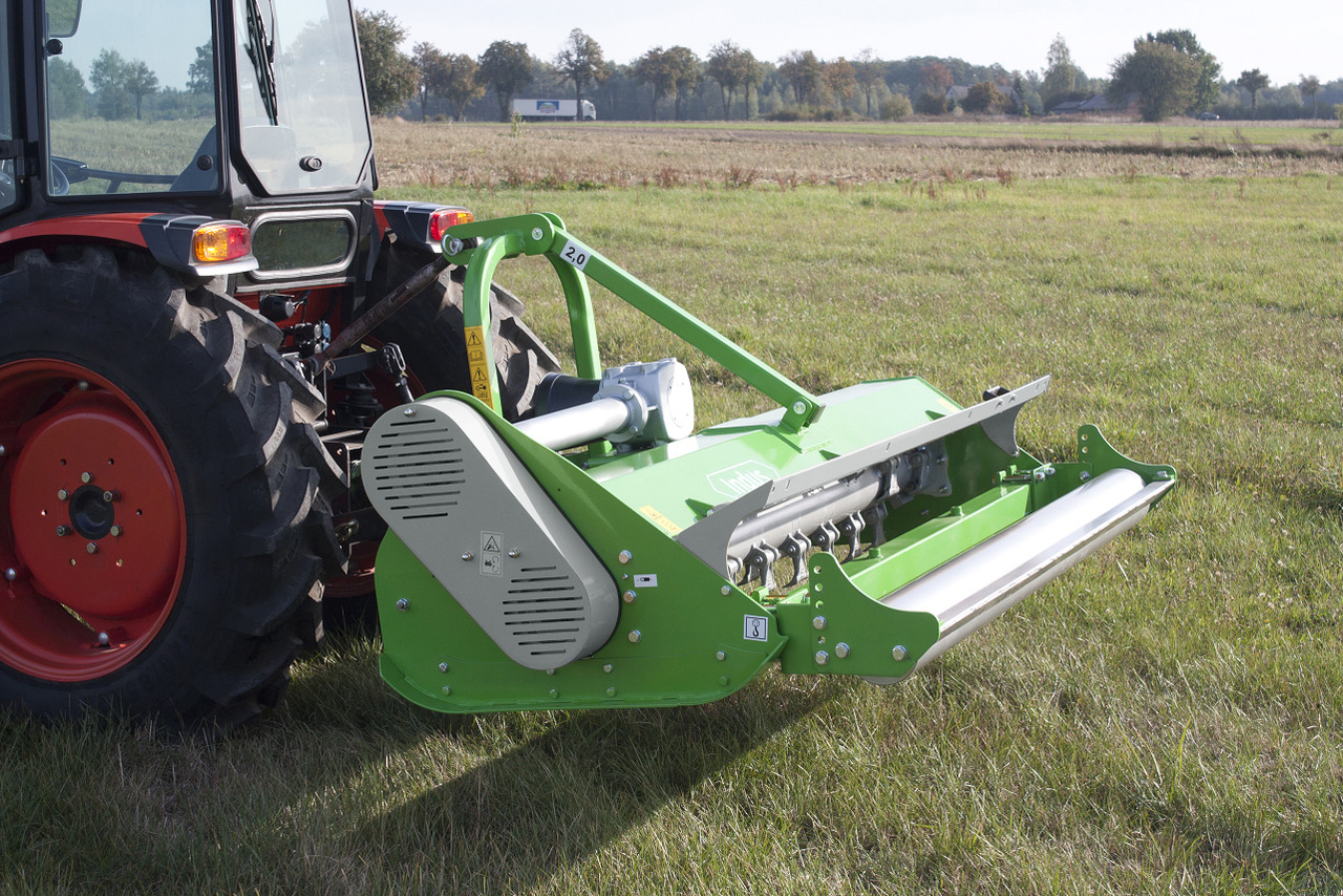 Bomet Schlegelmulcher / Flail mower / Faucheuse à fléaux / Condizionatore a flagelli / Мульчер / Kosiarka bijakowa Indus 2 m - Broyeur à axe horizontal: photos 1 Bomet Schlegelmulcher / Flail mower / Faucheuse à fléaux / Condizionatore a flagelli / Мульчер / Kosiarka bijakowa Indus 2 m - Broyeur à axe horizontal: photos 1