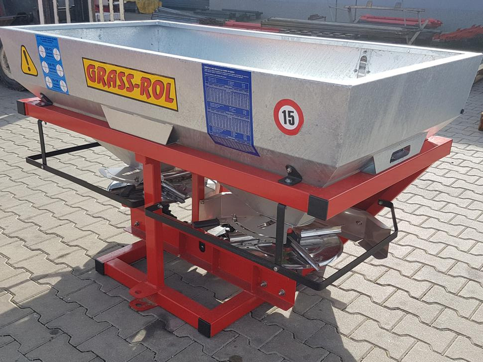 Grass-Rol Düngerstreuer / Fertilizer spreader / Epandeur d'engrais / Spandiconcime / Разбрасыватель удобрений / Rozsiewacz nawozu 1000 l - Distributeur d'engrais: photos 4 Grass-Rol Düngerstreuer / Fertilizer spreader / Epandeur d'engrais / Spandiconcime / Разбрасыватель удобрений / Rozsiewacz nawozu 1000 l - Distributeur d'engrais: photos 4
