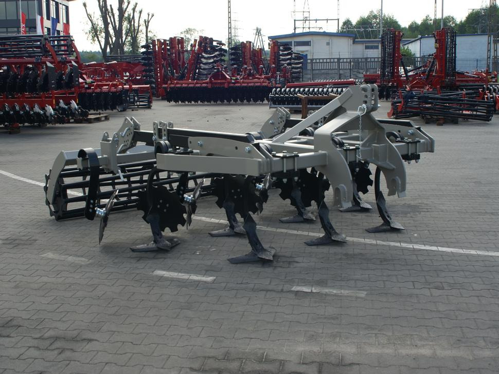 ROLEX Flügelschargrubber / Stubble cultivator / Dechaumeur à dents / Стерневой культиватор / Agregat podorywkowy 3 m - Bineuse: photos 5 ROLEX Flügelschargrubber / Stubble cultivator / Dechaumeur à dents / Стерневой культиватор / Agregat podorywkowy 3 m - Bineuse: photos 5