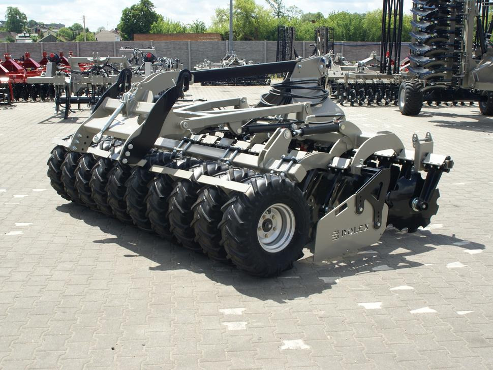 Cover crop neuf ROLEX Scheibenegge /  Disc harrow with hydropack and tire roller / Dechaumeur à disques / Erpice a dischi / Дисковая борона с гидропаком и колёсным катком / Agregat talerzowy uprawowy z hydropackiem i: photos 10