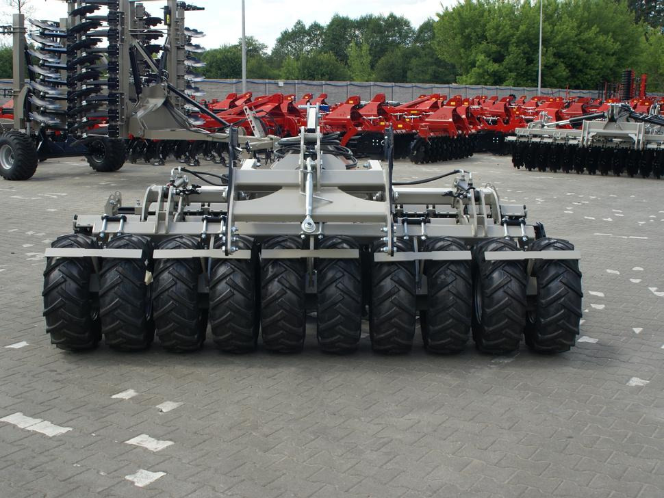 Cover crop neuf ROLEX Scheibenegge /  Disc harrow with hydropack and tire roller / Dechaumeur à disques / Erpice a dischi / Дисковая борона с гидропаком и колёсным катком / Agregat talerzowy uprawowy z hydropackiem i: photos 13