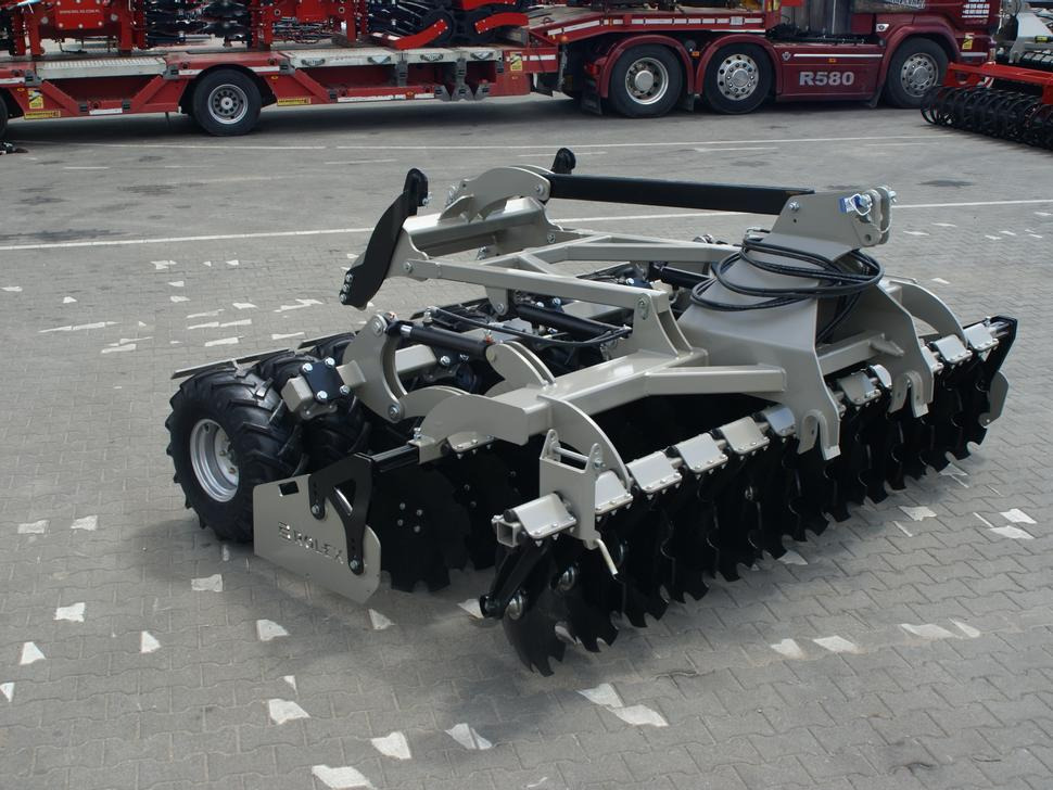 Cover crop neuf ROLEX Scheibenegge /  Disc harrow with hydropack and tire roller / Dechaumeur à disques / Erpice a dischi / Дисковая борона с гидропаком и колёсным катком / Agregat talerzowy uprawowy z hydropackiem i: photos 6