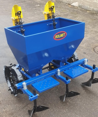ROLMET Kartoffelpflanzmaschine / Potato planter / Planteuse de pomme de terre / Piantapatate / Sadzarka ziemniaków - Planteuse de pommes de terre: photos 3 ROLMET Kartoffelpflanzmaschine / Potato planter / Planteuse de pomme de terre / Piantapatate / Sadzarka ziemniaków - Planteuse de pommes de terre: photos 3