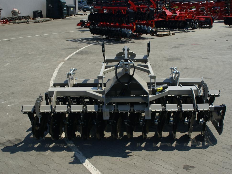 Rolex Scheibenegge / Disc harrow with hydropack / Déchaumeur à disques avec support semoir / Erpice a dischi / Cultivador de discos con hydropack / Дисковая борона с гидропаком 3 m - Cover crop: photos 5 Rolex Scheibenegge / Disc harrow with hydropack / Déchaumeur à disques avec support semoir / Erpice a dischi / Cultivador de discos con hydropack / Дисковая борона с гидропаком 3 m - Cover crop: photos 5