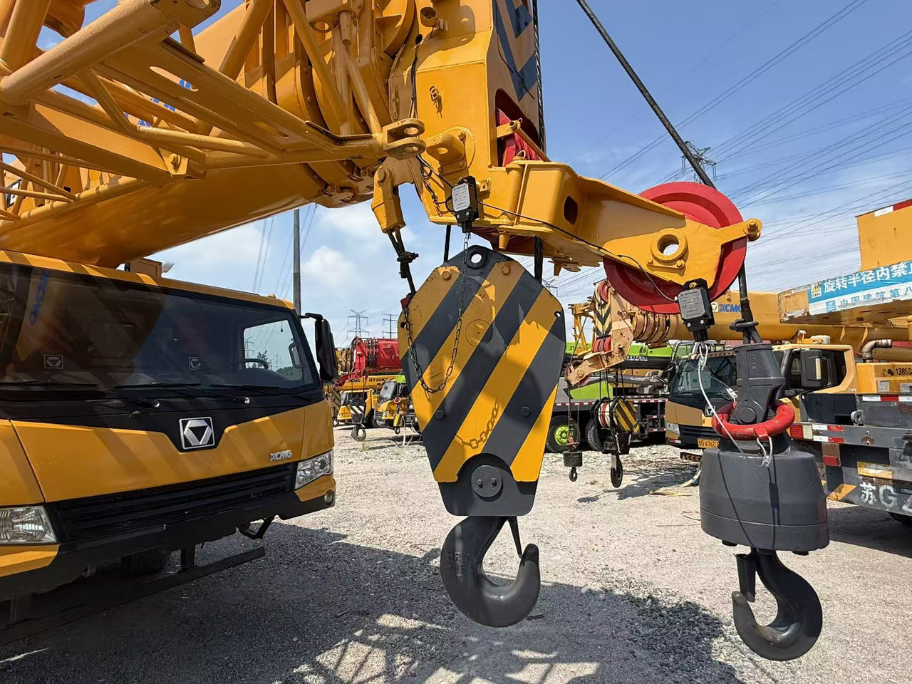 XCMG XCMG - Grue sur chenilles: photos 4 XCMG XCMG - Grue sur chenilles: photos 4
