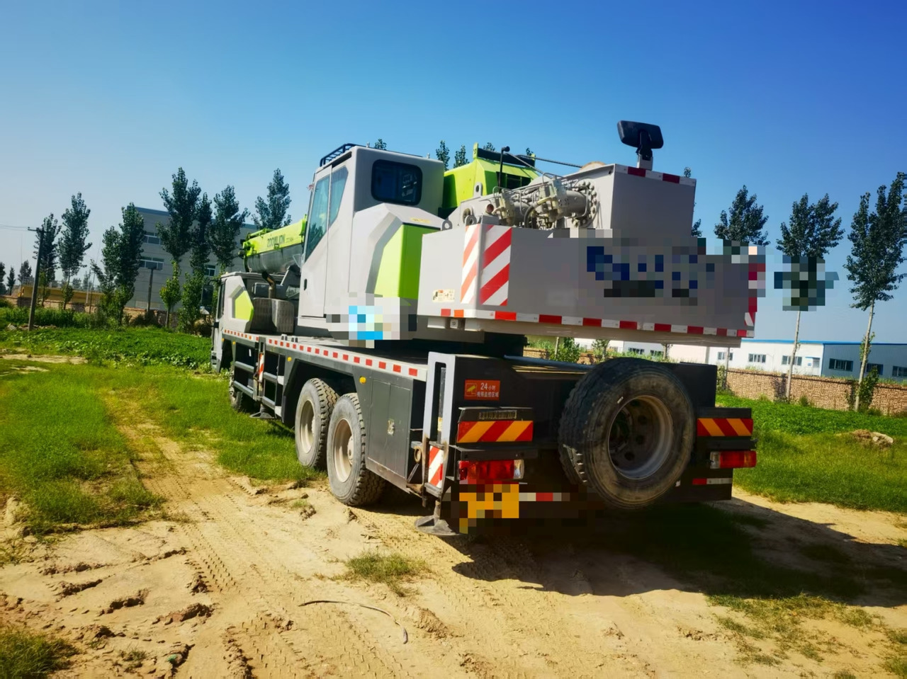 ZOOMLION ZTC300E5 - Grue mobile: photos 2 ZOOMLION ZTC300E5 - Grue mobile: photos 2