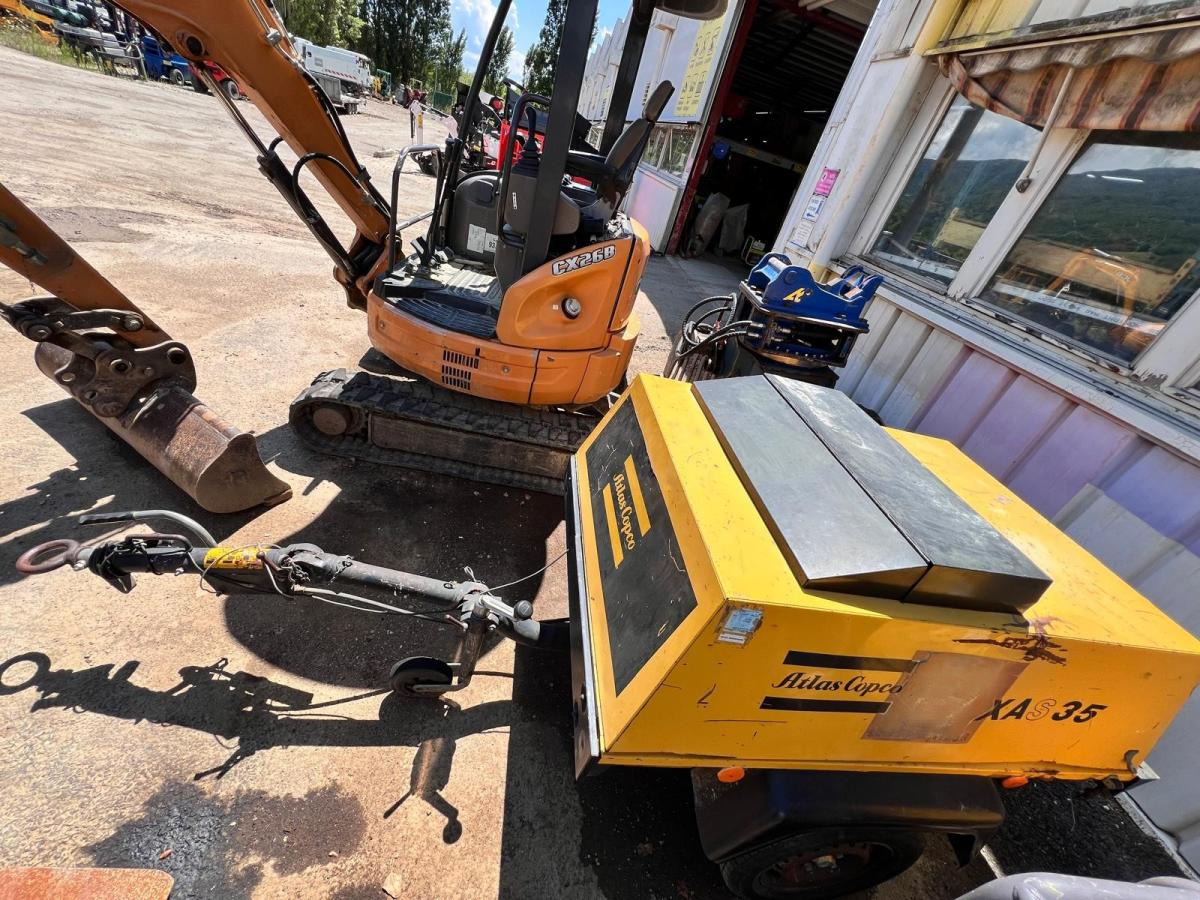 Atlas copco XAS 35 COMPRESSEUR 9BAR SUR REMORQUE (NET DE TVA) - Compresseur d'air: photos 3 Atlas copco XAS 35 COMPRESSEUR 9BAR SUR REMORQUE (NET DE TVA) - Compresseur d'air: photos 3