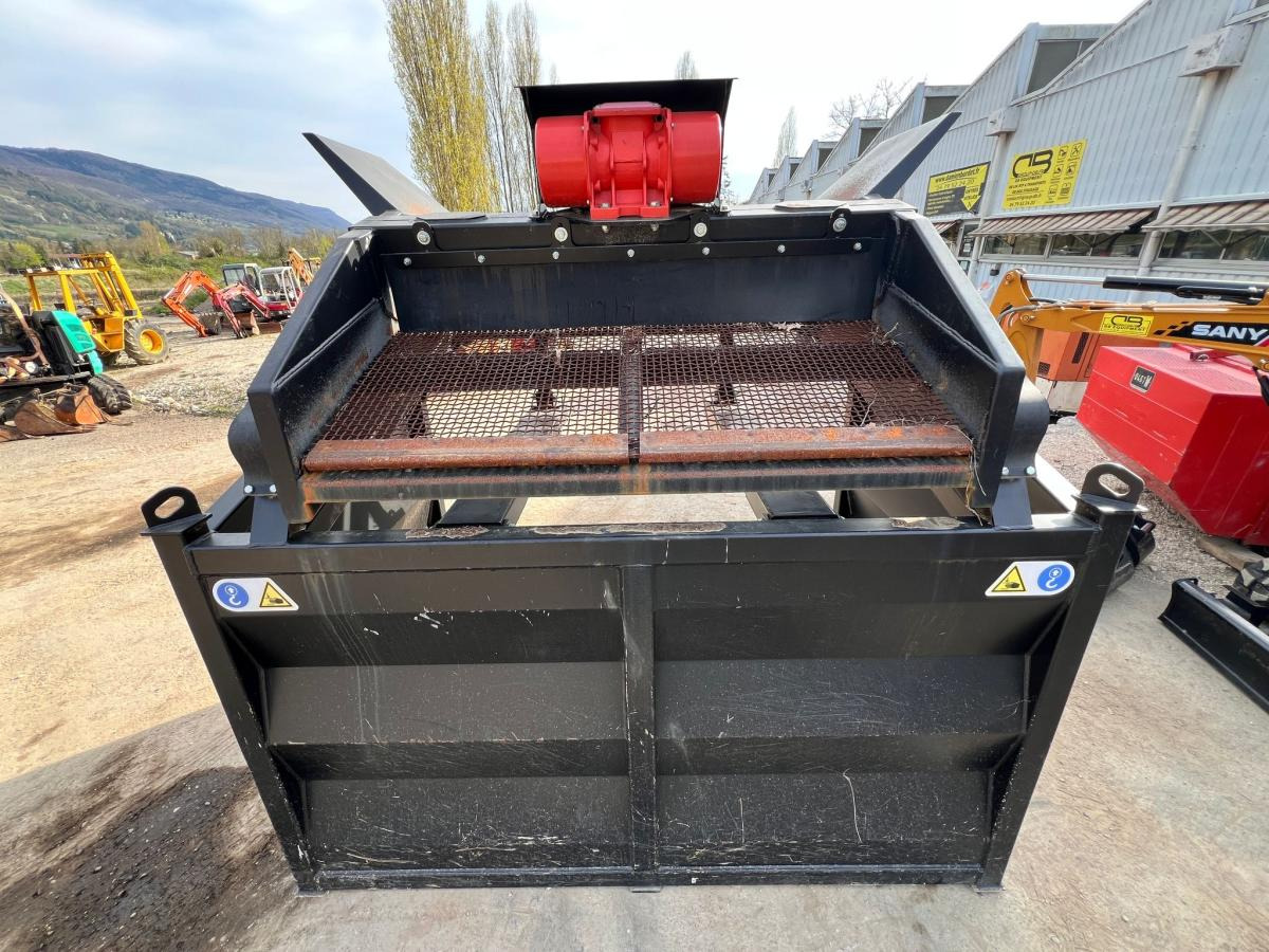 DB Engineering TB-40 Table de criblage - Crible: photos 2 DB Engineering TB-40 Table de criblage - Crible: photos 2