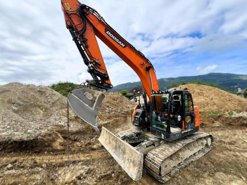 Doosan DX235 LCR-5 PELLE A CHENILLES 26T - Pelle sur chenille: photos 5 Doosan DX235 LCR-5 PELLE A CHENILLES 26T - Pelle sur chenille: photos 5
