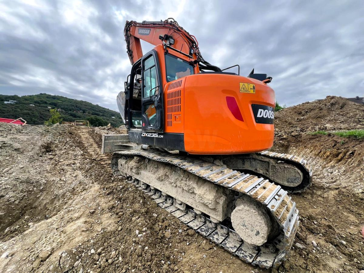 Doosan DX235 LCR-5 PELLE A CHENILLES 26T - Pelle sur chenille: photos 2 Doosan DX235 LCR-5 PELLE A CHENILLES 26T - Pelle sur chenille: photos 2