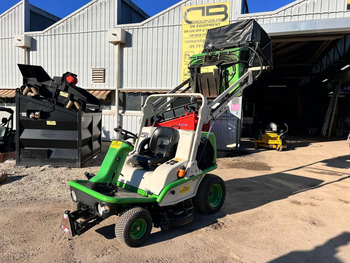 Motofaucheuse ETESIA HYDRO 124D Tondeuse autoportée 124cm: photos 13 Motofaucheuse ETESIA HYDRO 124D Tondeuse autoportée 124cm: photos 13