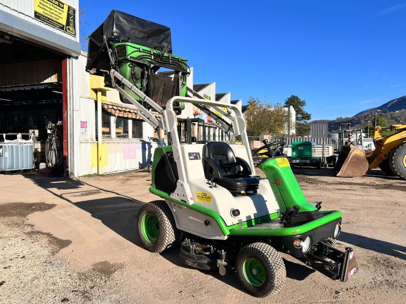 Motofaucheuse ETESIA HYDRO 124D Tondeuse autoportée 124cm: photos 10 Motofaucheuse ETESIA HYDRO 124D Tondeuse autoportée 124cm: photos 10