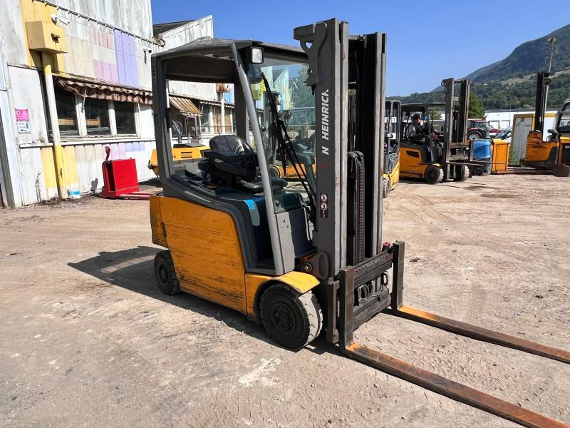 Jungheinrich EFG316K Chariot élévateur électrique 1,6T - Chariot élévateur électrique: photos 5 Jungheinrich EFG316K Chariot élévateur électrique 1,6T - Chariot élévateur électrique: photos 5