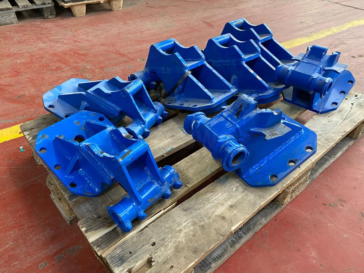 MORIN PLATINE À BOULONNÉE M0 à M2 - Attache rapide pour Engins de chantier: photos 4 MORIN PLATINE À BOULONNÉE M0 à M2 - Attache rapide pour Engins de chantier: photos 4