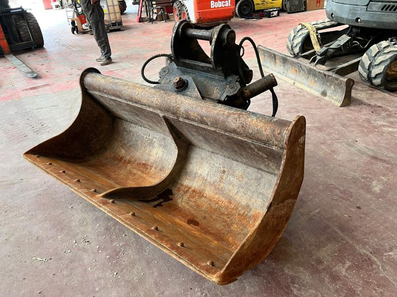 THIERE GODET CURAGE INCLINABLE TILT POUR PELLE DE 20T - Godet pour pelle pour Engins de chantier: photos 3 THIERE GODET CURAGE INCLINABLE TILT POUR PELLE DE 20T - Godet pour pelle pour Engins de chantier: photos 3