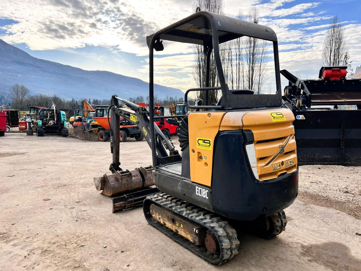 Volvo EC18C Mini pelle 1,8T - Mini pelle: photos 3 Volvo EC18C Mini pelle 1,8T - Mini pelle: photos 3