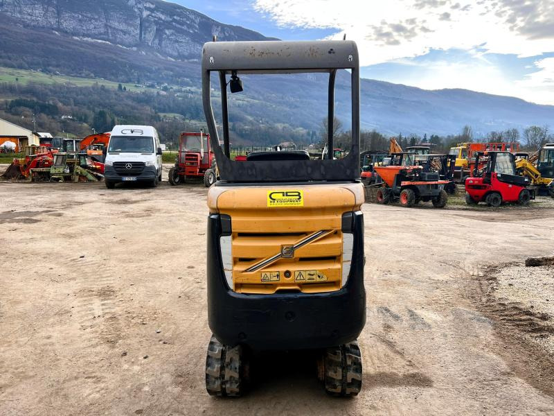 Volvo EC18C Mini pelle 1,8T - Mini pelle: photos 4 Volvo EC18C Mini pelle 1,8T - Mini pelle: photos 4