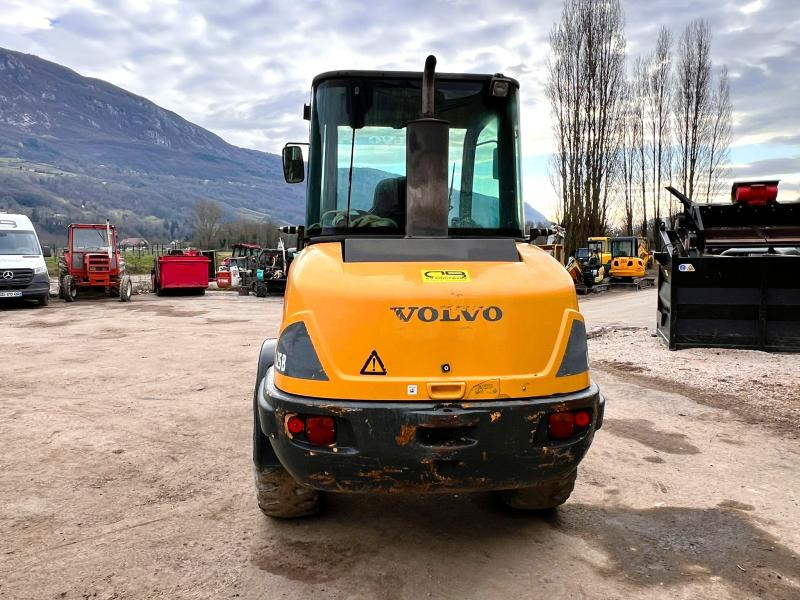 Volvo L25B-P CHARGEUSE SUR PNEUS 5T - Chargeuse sur pneus: photos 4 Volvo L25B-P CHARGEUSE SUR PNEUS 5T - Chargeuse sur pneus: photos 4