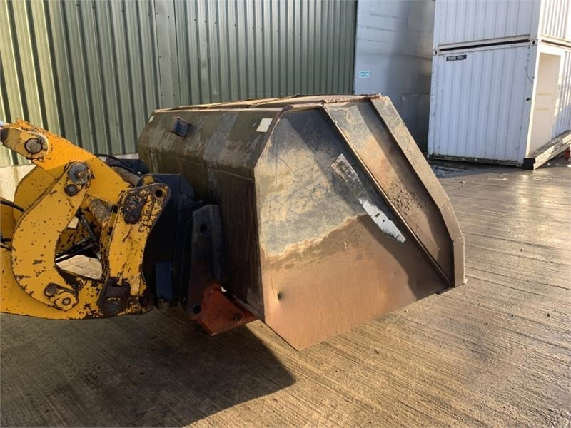 Cherry Products Hy-Tip Toe Tip Bucket - Tombereau articulé: photos 4 Cherry Products Hy-Tip Toe Tip Bucket - Tombereau articulé: photos 4